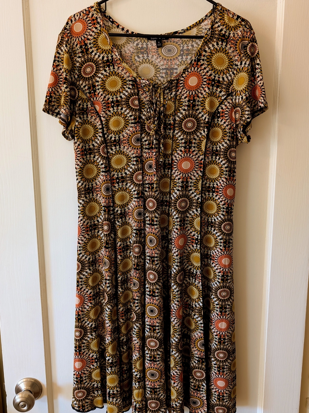 Sami & Jo Sunburst Print Tie-Front Midi Dress in Mustard, Rust, Black & Cream